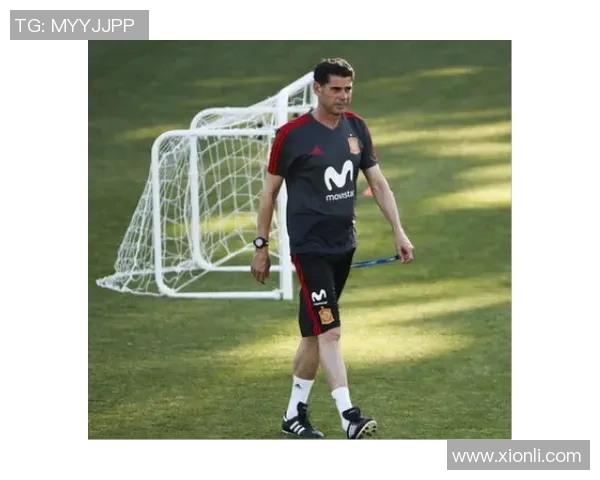 大哨牙足球明星的传奇之路与辉煌成就全景回顾