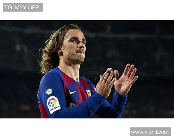 足球明星在香港炫耀风采引发争议引人关注的背后故事与反思 足球明星在香港炫耀风采引发争议引人关注的背后故事与反思